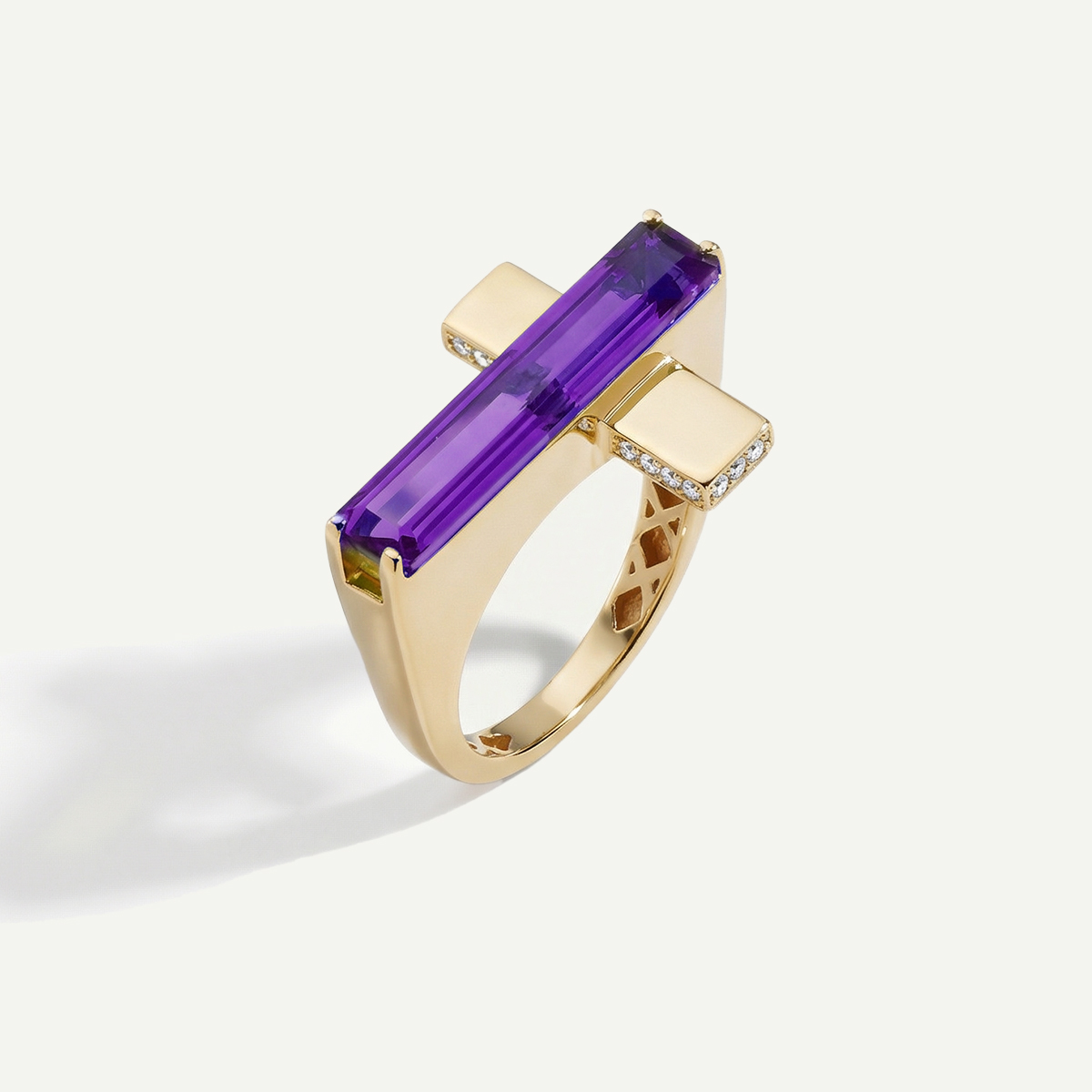 Baget 14 Ayar Altın Mor Taşlı Yüzük