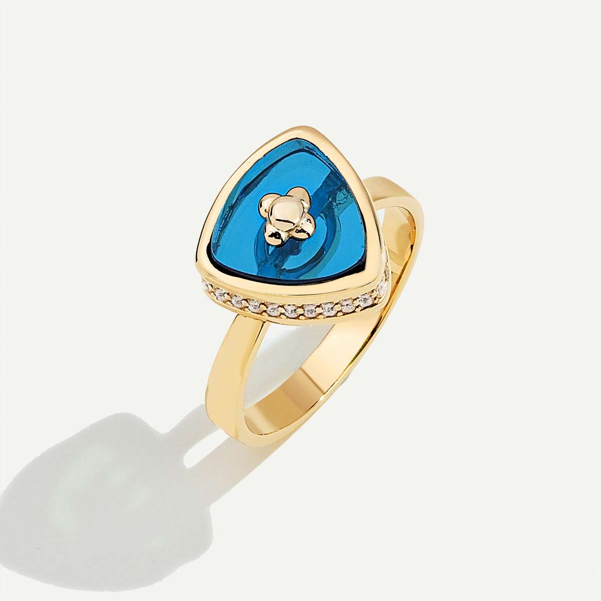 Bonbon 14 Ayar Altın Mavi Taşlı Yüzük