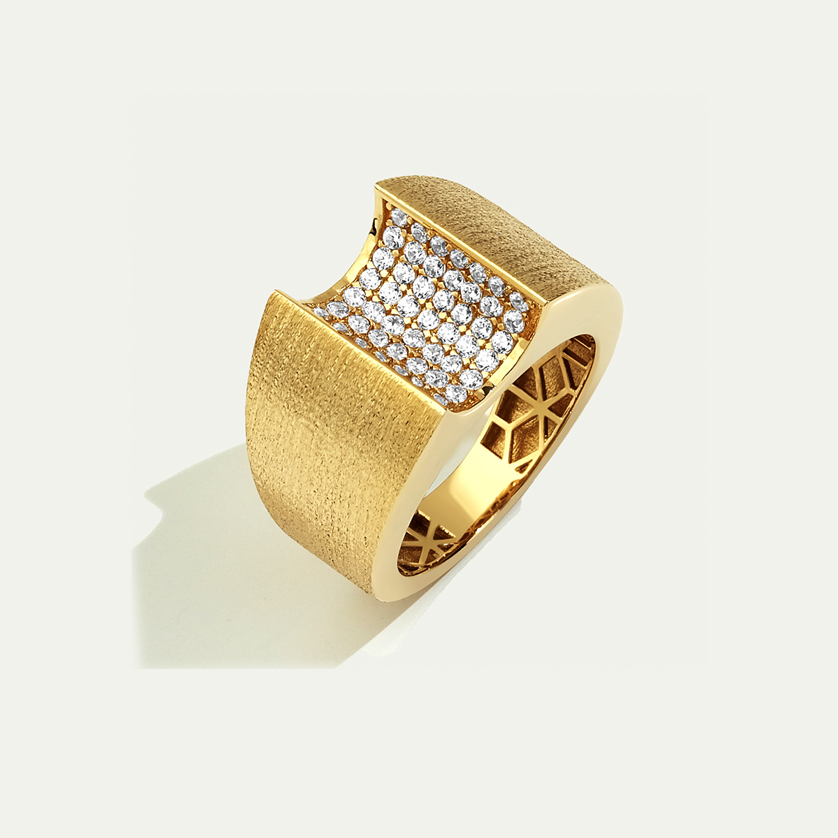 Vega 14 Ayar Altın Mat Yüzeyli Taşlı Yüzük