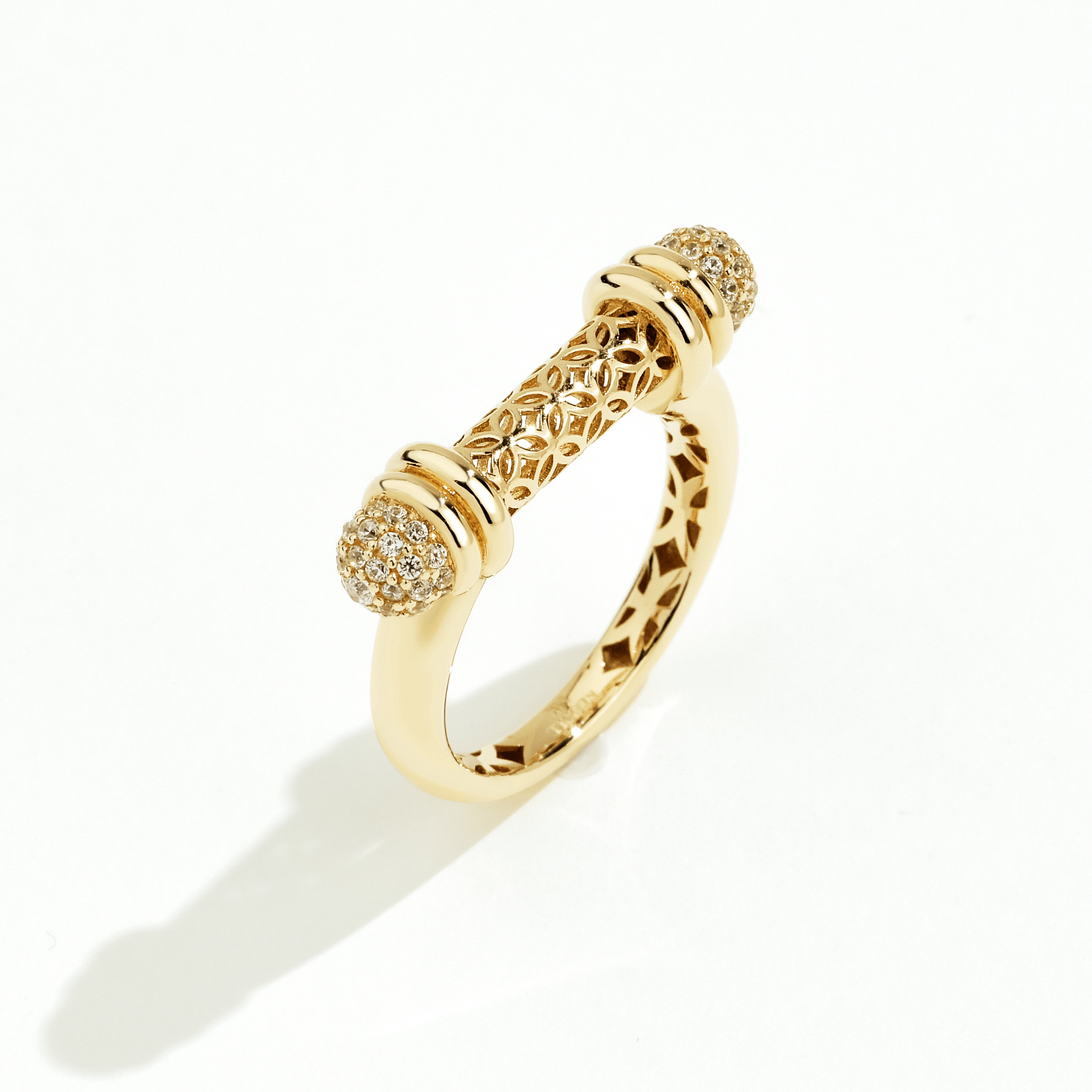 Vega 14 Ayar Altın Silindir Formlu Ajurlu Taşlı Yüzük