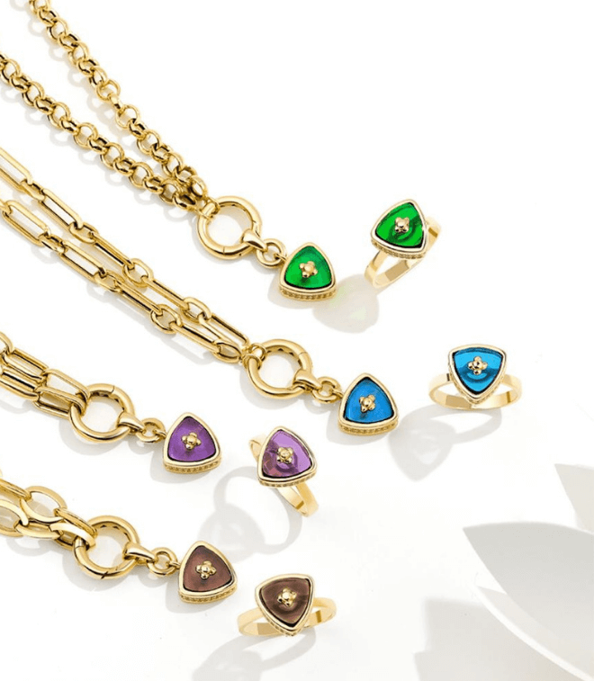 Kişiselleştirilebilir Mücevherler Neden Bu Kadar Popüler